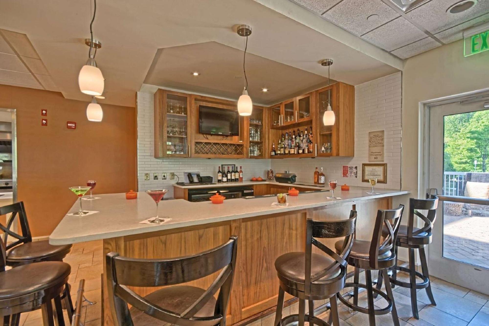 Hilton Garden Inn By Hilton Mount Laurel Εξωτερικό φωτογραφία